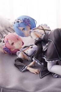 Descubre el apasionante mundo de Estatua Re Zero Ram y Rem 9 cm.