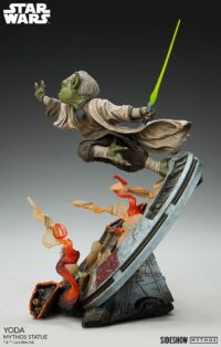 Descubre el apasionante mundo de Estatua Star Wars Mythos Yoda 43 cm.