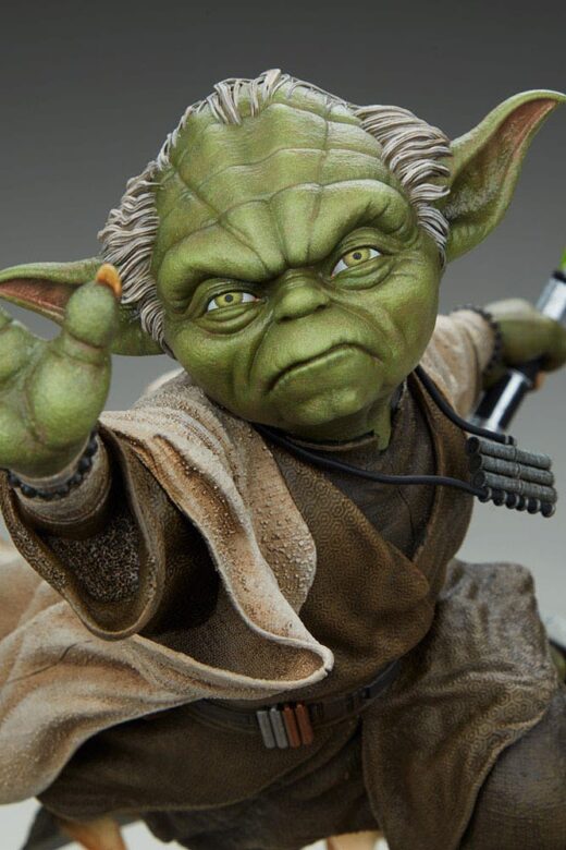 Descubre el apasionante mundo de Estatua Star Wars Mythos Yoda 43 cm.