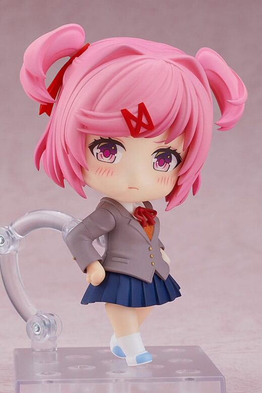 Descubre el apasionante mundo de Figura Doki Doki Literature Club Natsuki.