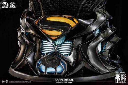 Descubre el apasionante mundo de Busto Liga de la Justicia Superman.