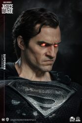 Descubre el apasionante mundo de Busto Liga de la Justicia Superman.