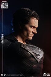 Descubre el apasionante mundo de Busto Liga de la Justicia Superman.