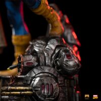 Descubre el apasionante mundo de Estatua Art Scale Deluxe Cyclops Unleashed.