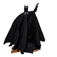 Descubre el apasionante mundo de Estatua Batman Michael Keaton 30 cm.