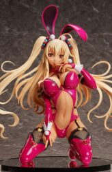 Descubre el apasionante mundo de Caroline Yuri Tanned Bunny.