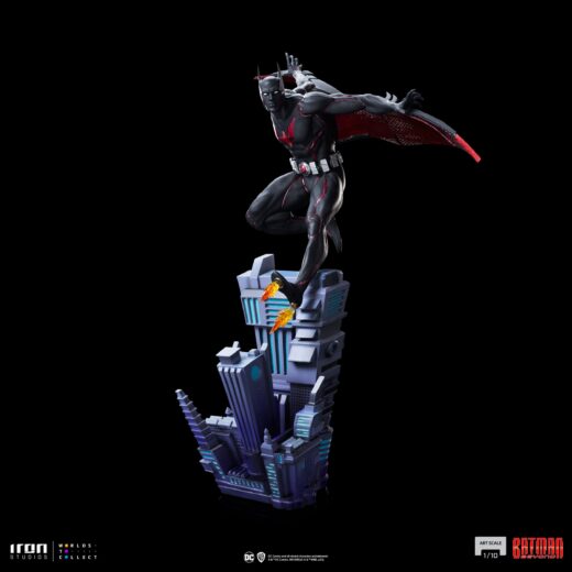 Descubre el apasionante mundo de Estatua DC Comics Art Scale Batman.