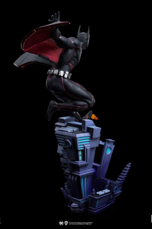 Descubre el apasionante mundo de Estatua DC Comics Art Scale Batman.