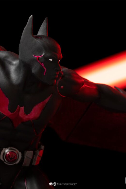 Descubre el apasionante mundo de Estatua DC Comics Art Scale Batman.