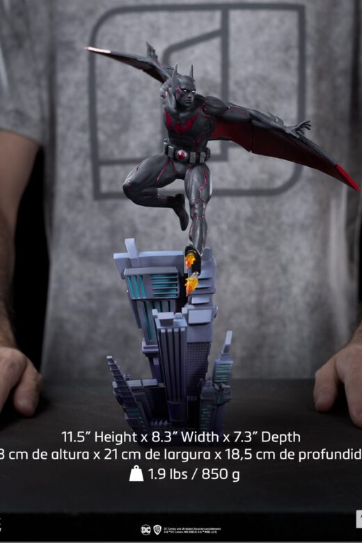 Descubre el apasionante mundo de Estatua DC Comics Art Scale Batman.