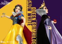 Descubre el apasionante mundo de Estatua Disney Master Craft Queen Grimhilde.