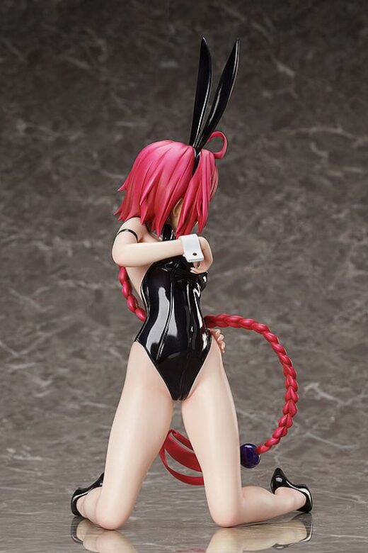 Descubre el apasionante mundo de Estatua Mea Kurosaki Bare Leg Bunny.