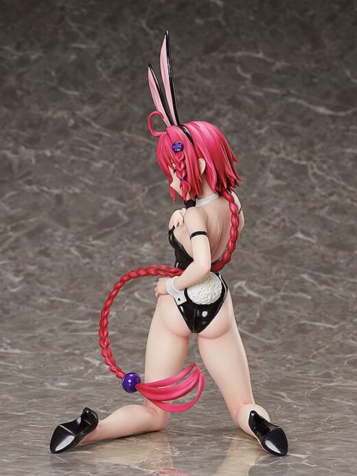 Descubre el apasionante mundo de Estatua Mea Kurosaki Bare Leg Bunny.