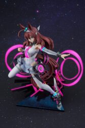 Descubre el apasionante mundo de Estatua Mihono Bourbon The Chestnut Cyborg.