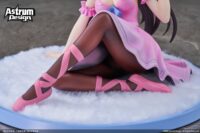 Descubre el apasionante mundo de Estatua Nekojira Flamingo Young Ballerina.