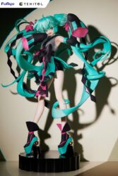 Descubre el apasionante mundo de Estatua Neo Tokyo Series Hatsune Miku Ninja.