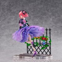Descubre el apasionante mundo de Estatua Nino Nakano Floral Dress Version.