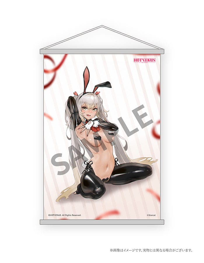 Descubre el apasionante mundo de Estatua Original Character Nana Kuroe Tapestry.
