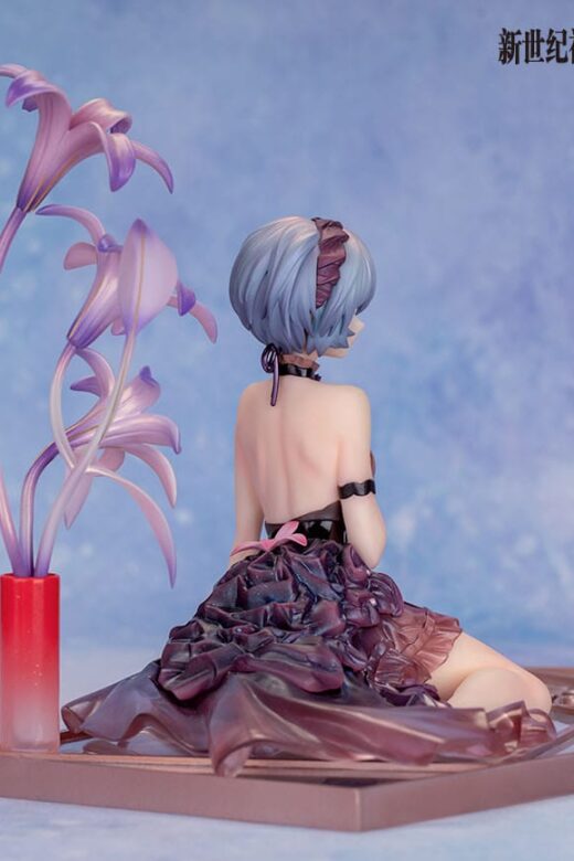 Descubre el apasionante mundo de Estatua Rei Whisper of Flower Version.