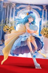 Descubre el apasionante mundo de Estatua Rimuru Tempest Party Dress version.