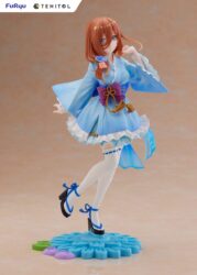 Descubre el apasionante mundo de Estatua Tenitol Miku Nakano 22 cm.