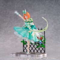 Descubre el apasionante mundo de Estatua Yotsuba Nakano Floral Dress Version.
