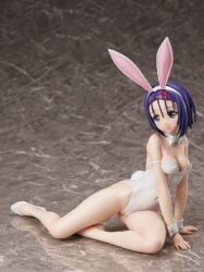 Descubre el apasionante mundo de Estatua Haruna Sairenji Bare Leg Bunny.