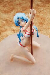 Descubre el apasionante mundo de Estatua SAOII Asuna Sexy Bikini Parasol.