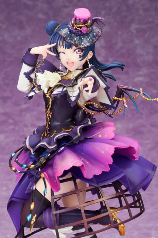 Descubre el apasionante mundo de Estatua Love Live Yoshiko Tsushima 24 cm.