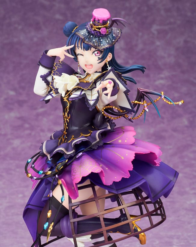 Descubre el apasionante mundo de Estatua Love Live Yoshiko Tsushima 24 cm.