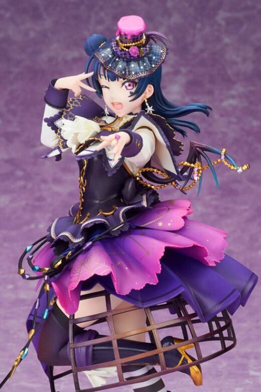 Descubre el apasionante mundo de Estatua Love Live Yoshiko Tsushima 24 cm.