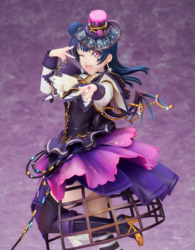 Descubre el apasionante mundo de Estatua Love Live Yoshiko Tsushima 24 cm.