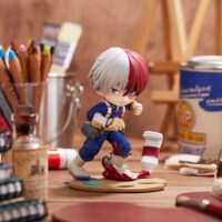 Descubre el apasionante mundo de Estatua My Hero Academia Shoto Todoroki.