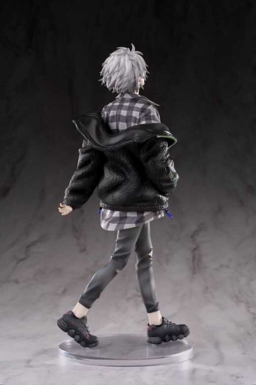 Descubre el apasionante mundo de Estatua Nagisa Radio Eva Original Color.