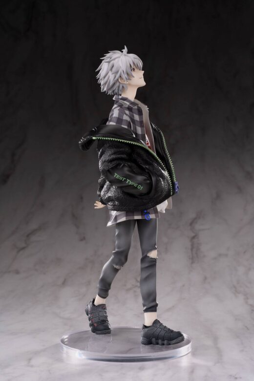 Descubre el apasionante mundo de Estatua Nagisa Radio Eva Original Color.