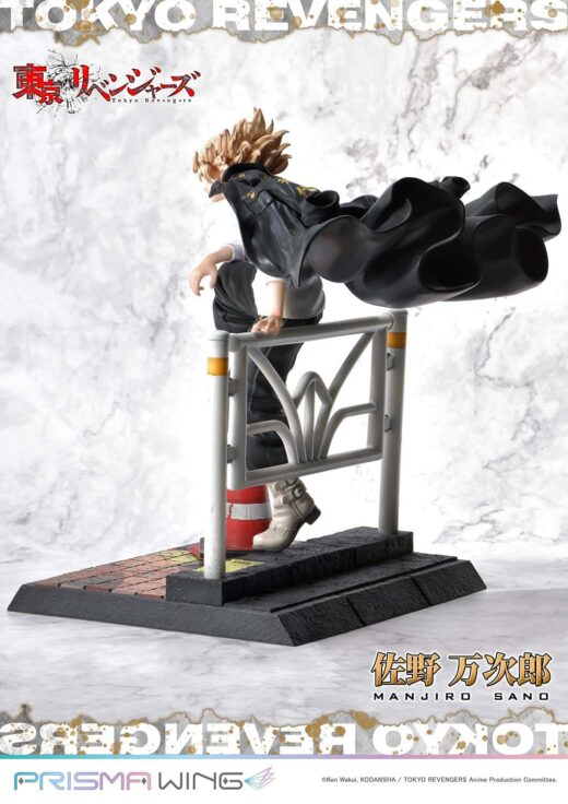 Descubre el apasionante mundo de Estatua Prisma Wing Manjiro Sano 23 cm.