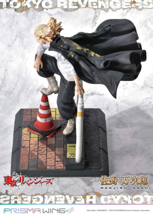 Descubre el apasionante mundo de Estatua Prisma Wing Manjiro Sano 23 cm.