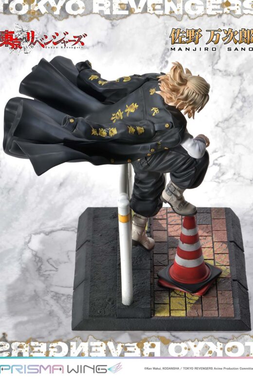 Descubre el apasionante mundo de Estatua Prisma Wing Manjiro Sano 23 cm.