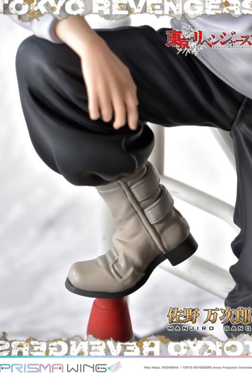 Descubre el apasionante mundo de Estatua Prisma Wing Manjiro Sano 23 cm.