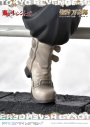 Descubre el apasionante mundo de Estatua Prisma Wing Manjiro Sano 23 cm.