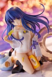 Descubre el apasionante mundo de Estatua Rika Furude Night Pool Version.