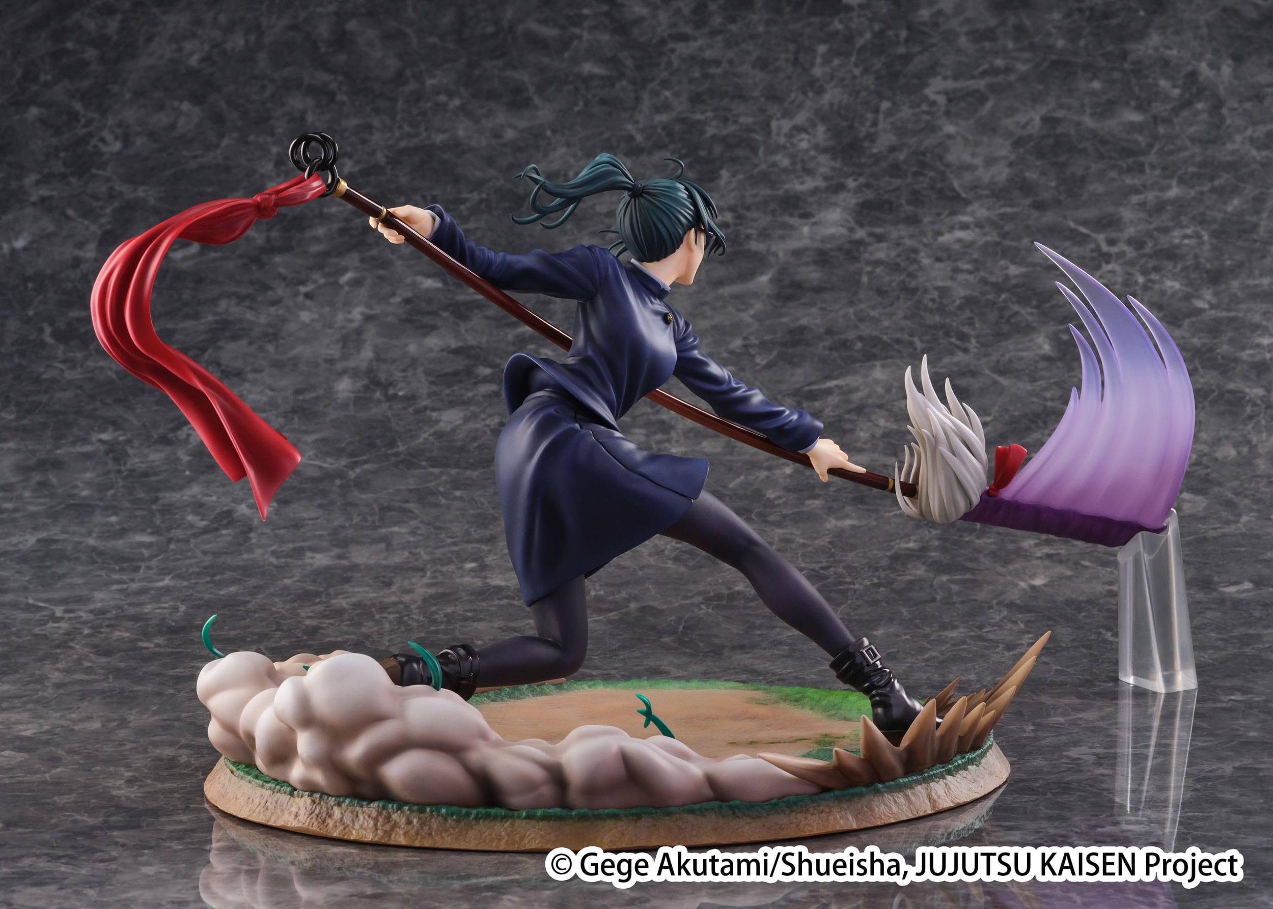 Descubre el apasionante mundo de Estatua SHIBUYA SCRAMBLE Maki Zenin.