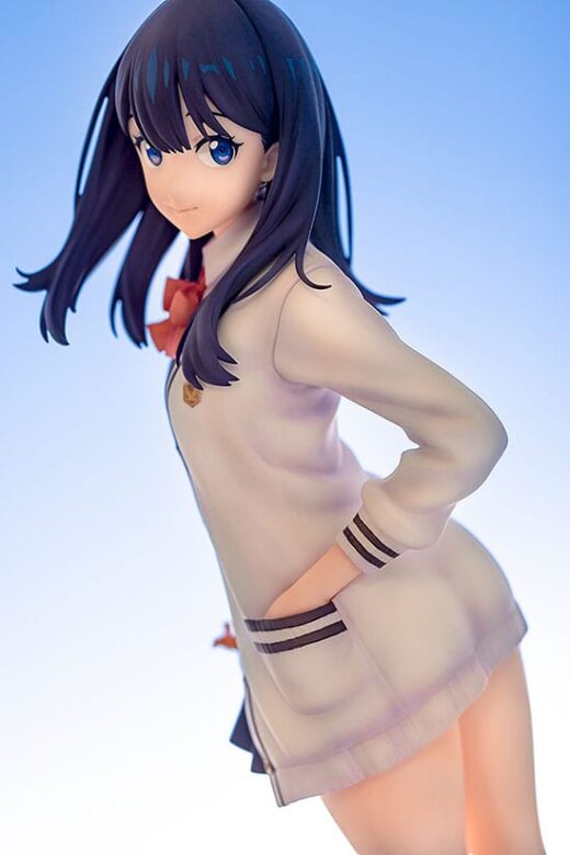 Descubre el apasionante mundo de Estatua SSSS Gridman Rikka Takarada.