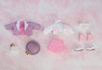 Descubre el apasionante mundo de Figura Doll Sakura Miku Hanami Outfit.