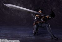 Descubre el apasionante mundo de Figura SH Figuarts Guts Berserker Armor.