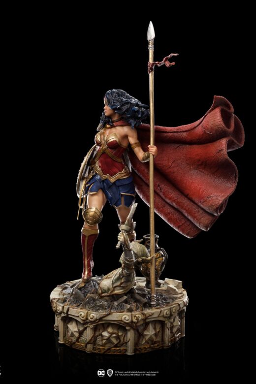 Descubre el apasionante mundo de Estatua BDS Art Scale Wonder Woman 30 cm.
