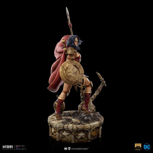 Descubre el apasionante mundo de Estatua BDS Art Scale Wonder Woman 30 cm.