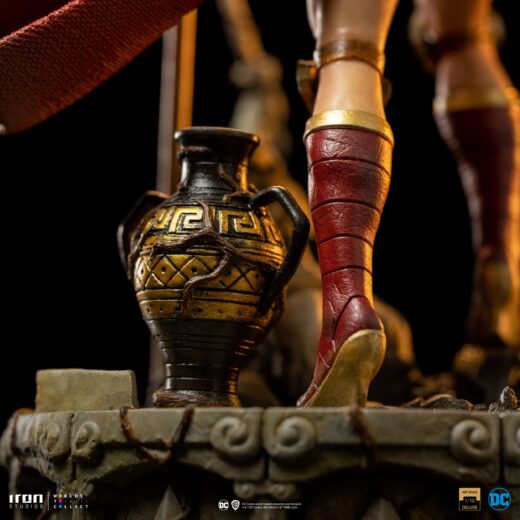 Descubre el apasionante mundo de Estatua BDS Art Scale Wonder Woman 30 cm.