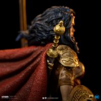 Descubre el apasionante mundo de Estatua BDS Art Scale Wonder Woman 30 cm.