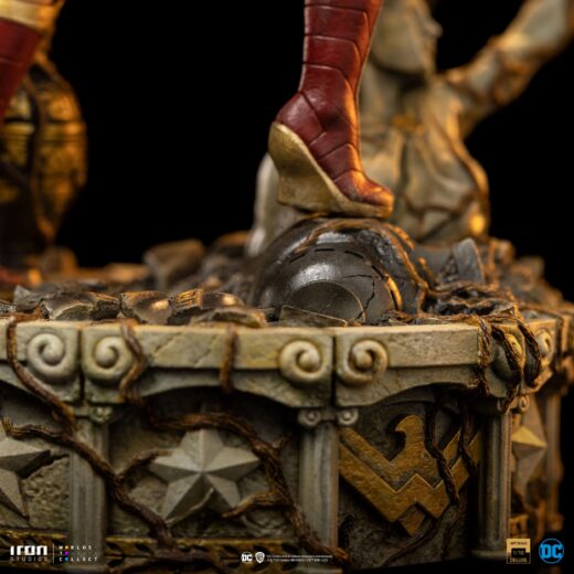 Descubre el apasionante mundo de Estatua BDS Art Scale Wonder Woman 30 cm.